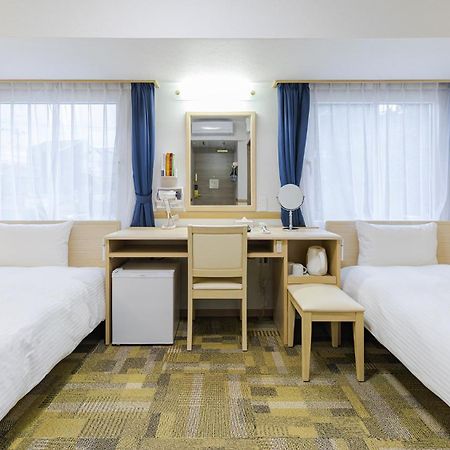 Toyoko Inn Tokyo Ikebukuro Kita Guchi No 2 Zewnętrze zdjęcie